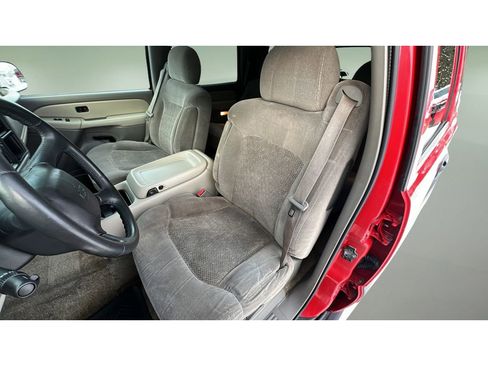 Used 2002 Chevrolet Tahoe LS w/ 3rd Row Seat Pkg image 23