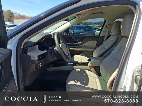 Used 2023 Lincoln Corsair AWD w/ Equipment Group 101A image 13