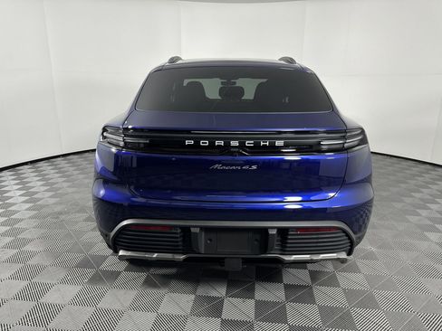 Used 2025 Porsche Macan 4S Electric image 10