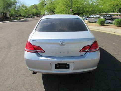 Used 2007 Toyota Avalon Limited image 3