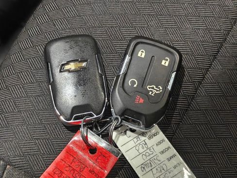 Used 2019 Chevrolet Silverado 1500 LT w/ All-Star Edition image 13