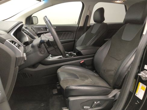 Used 2017 Ford Edge Sport w/ Technology Package image 17