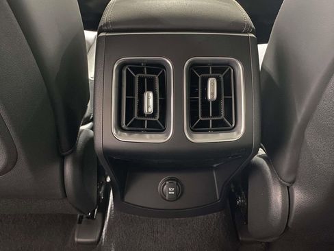 New 2026 Kia Sorento S image 12