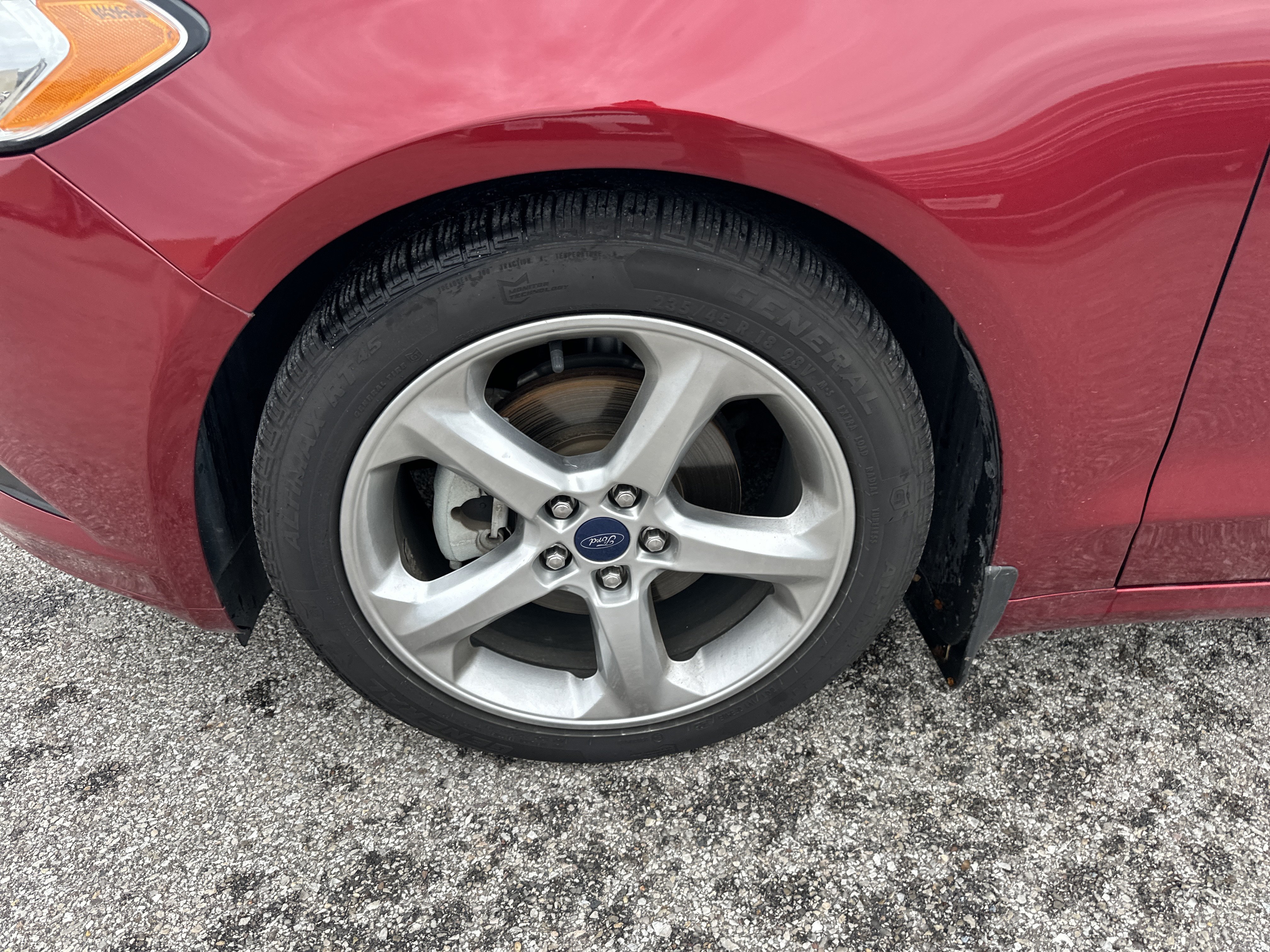 Used 2016 Ford Fusion SE FWD image 7