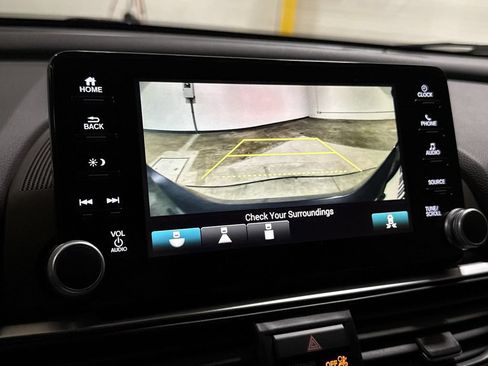 Used 2019 Honda Accord EX image 15