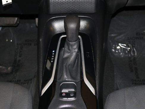 Used 2022 Toyota Corolla LE image 27