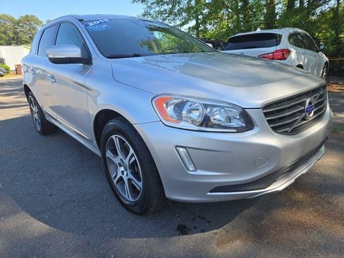 Used 2015 Volvo XC60 T6 Premier Plus AWD/4WD image 2