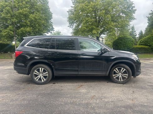 Used 2017 Honda Pilot EX-L image 6