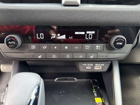 New 2026 Subaru Outback Limited XT image 30