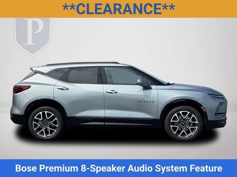 Certified 2025 Chevrolet Blazer RS FWD image 4