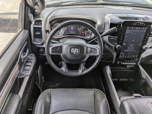 Used 2023 RAM 2500 Laramie AWD/4WD image 15