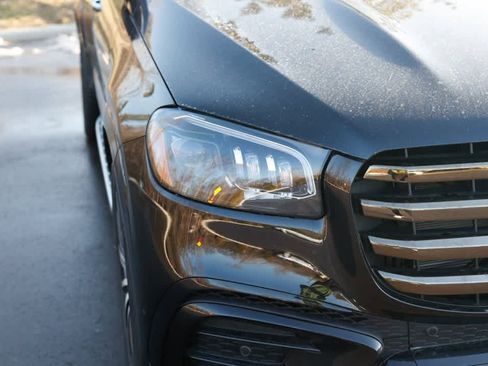 New 2026 Mercedes-Benz GLS 580 GLS 580 image 30