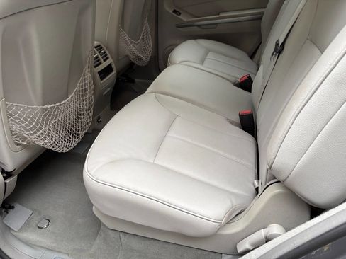 Used 2012 Mercedes-Benz GL 450 4MATIC image 29