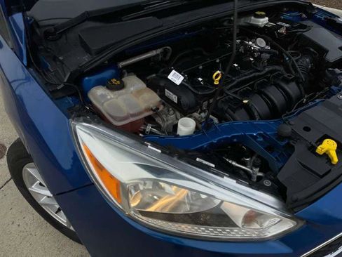 Used 2018 Ford Focus SE FWD image 98