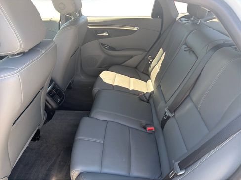 Used 2019 Chevrolet Impala LT w/ LT Leather Package FWD image 10