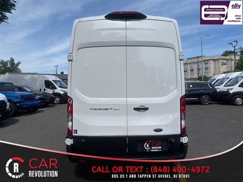 Used 2025 Ford Transit 250 148 High Roof RWD image 5