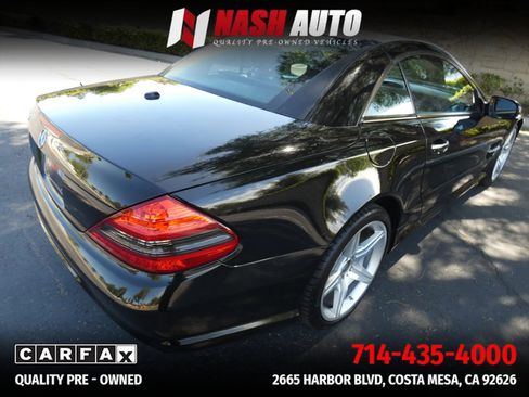 Used 2011 Mercedes-Benz SL 550 w/ Premium I Pkg image 54