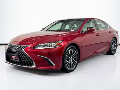 Used 2025 Lexus ES 350 w/ Premium Package
