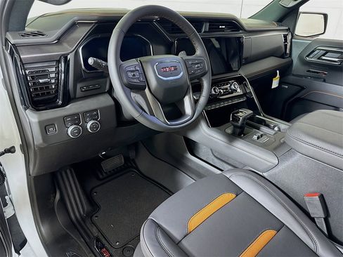 New 2026 GMC Sierra 1500 AT4 w/ AT4 Premium Package image 5