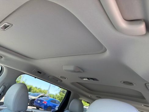 New 2026 Kia Carnival SX Prestige FWD image 16