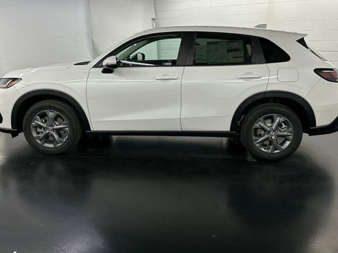 New 2026 Honda HR-V LX image 2