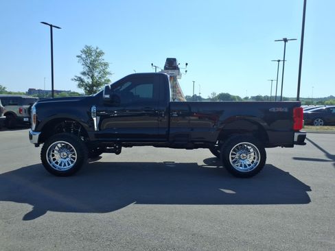 Used 2024 Ford F250 XLT w/ Snow Plow Prep Package AWD/4WD image 6