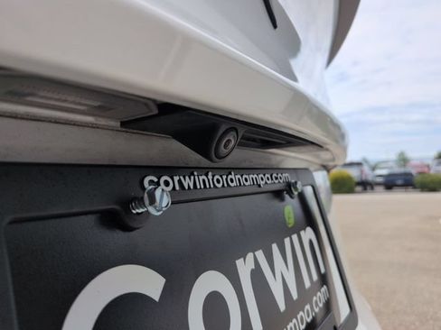 Used 2022 Tesla Model Y Performance AWD/4WD image 29
