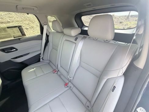 Certified 2025 Nissan Rogue SL w/ SL Premium Package image 24