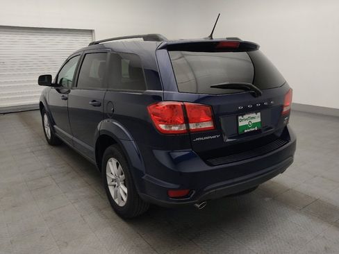 Used 2017 Dodge Journey SXT w/ Comfort/Convenience Group FWD image 5