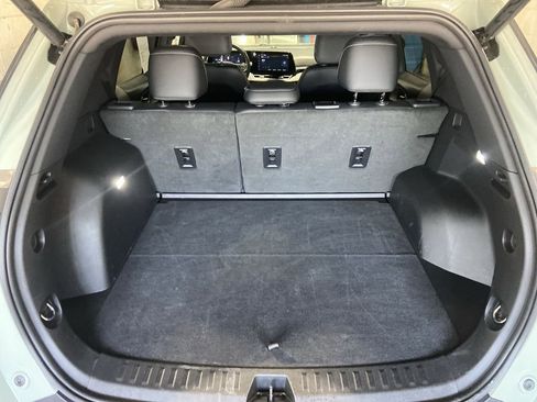 Certified 2025 Chevrolet Equinox LT w/ Convenience Package II image 25