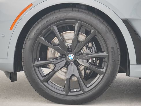 Used 2026 BMW X7 M60i w/ Climate Comfort Package AWD/4WD image 5