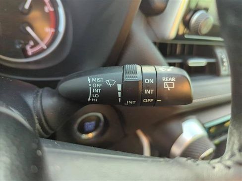 Certified 2021 Toyota RAV4 Limited FWD image 18