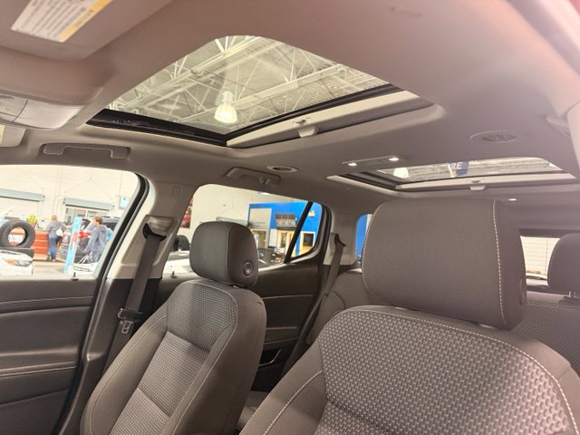 Used 2022 GMC Acadia SLE w/ Driver Convenience Package AWD/4WD image 19