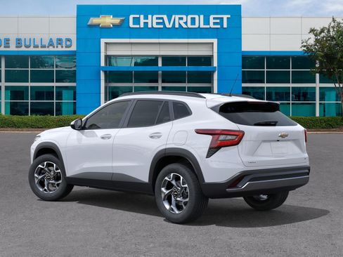 New 2026 Chevrolet Trax LT w/ Driver Confidence Package image 38