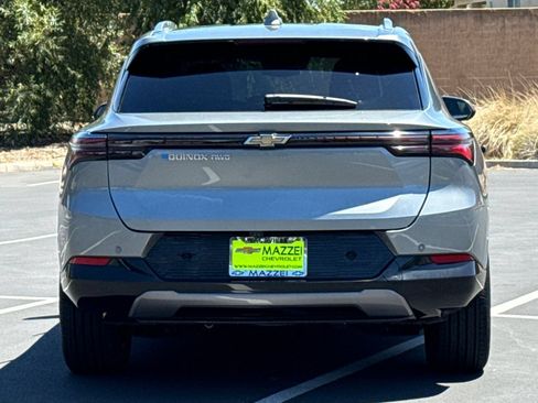 Used 2024 Chevrolet Equinox EV LT w/ LPO, All-Weather Mat Package AWD/4WD image 12