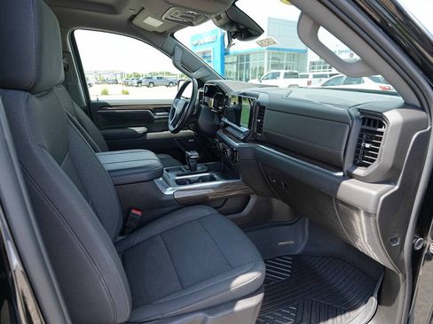 Used 2025 Chevrolet Silverado 1500 RST AWD/4WD image 22