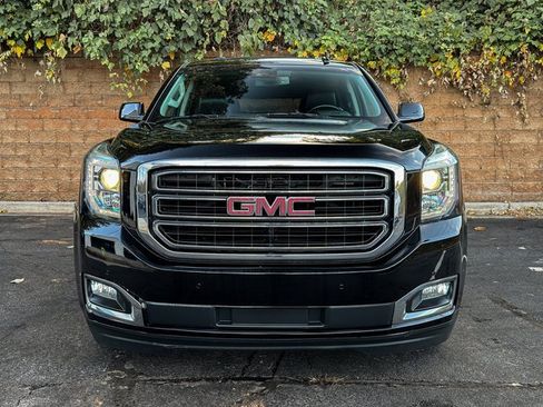 Used 2020 GMC Yukon SLT w/ Open Road Package image 16