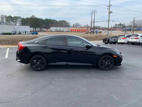 Used 2020 Honda Civic Sport image 11