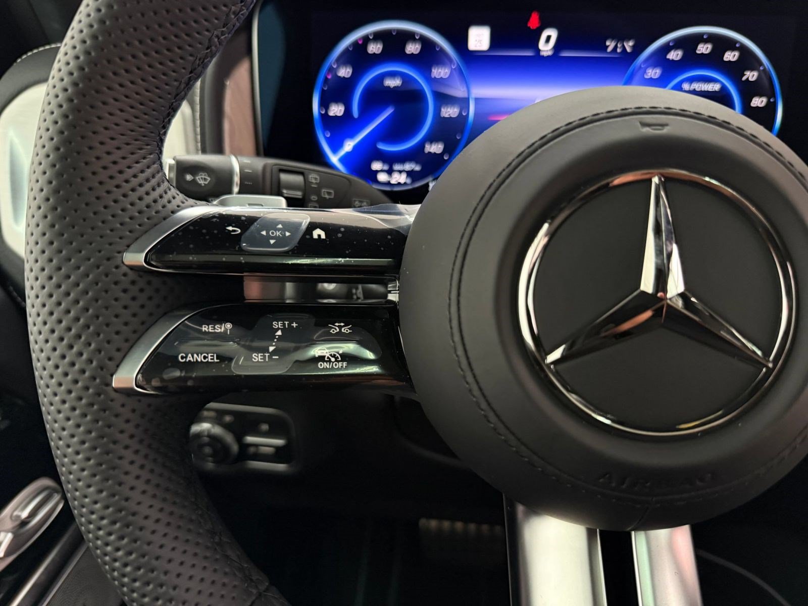 New 2027 Mercedes-Benz G 580 e image 13