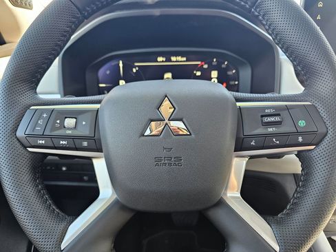 New 2026 Mitsubishi Outlander SE AWD/4WD image 19