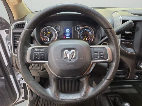 Used 2020 RAM 5500 Tradesman w/ Chrome Appearance Group AWD/4WD image 19