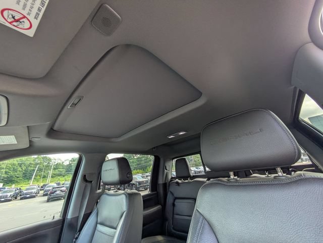 Used 2020 GMC Sierra 3500 Denali w/ Denali Ultimate Package AWD/4WD image 27