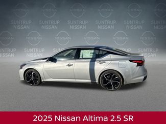 New 2025 Nissan Altima 2.5 SR w/ SR Premium Package video 3