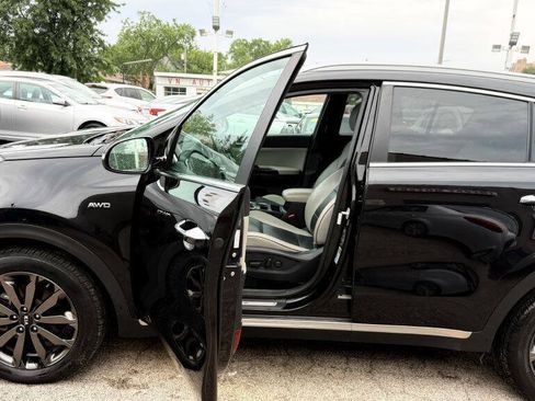 Used 2019 Kia Sportage EX w/ EX Sport Appearance Package AWD/4WD image 11