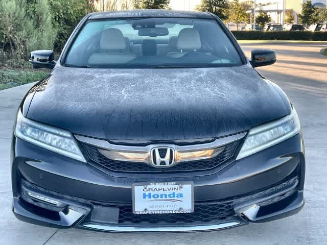 Used 2017 Honda Accord Touring image 7