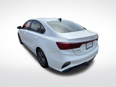 Used 2024 Kia Forte LXS FWD image 5