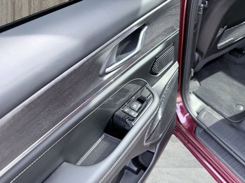 Used 2021 Jeep Grand Cherokee L Overland w/ Trailer Tow Package image 85