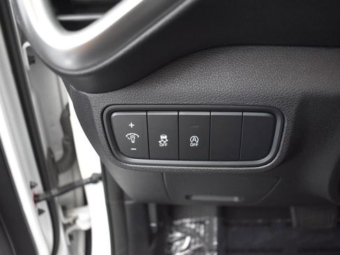 Used 2023 Kia Soul LX w/ LX Technology Package image 22