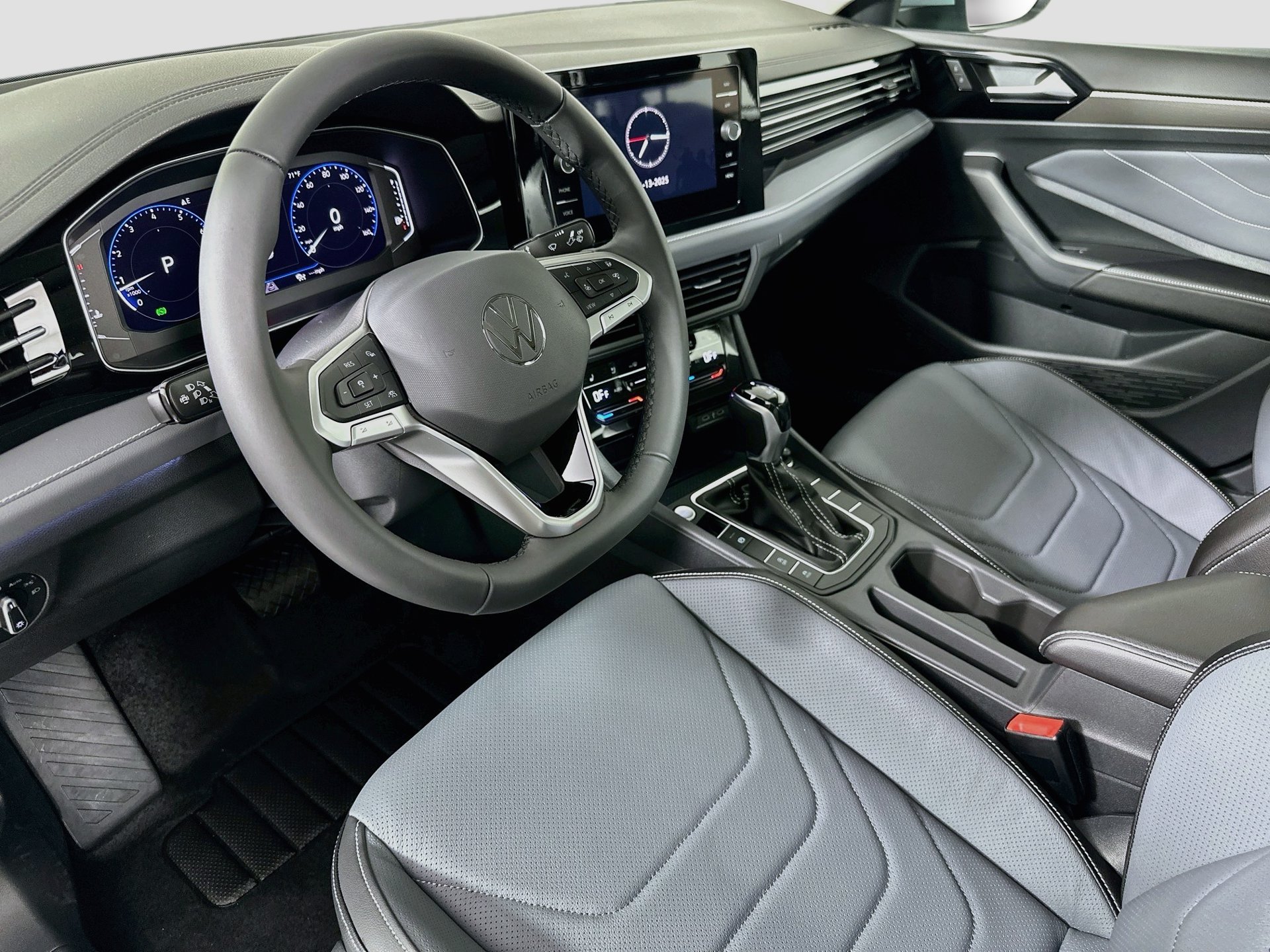 Certified 2026 Volkswagen Jetta SEL FWD image 9