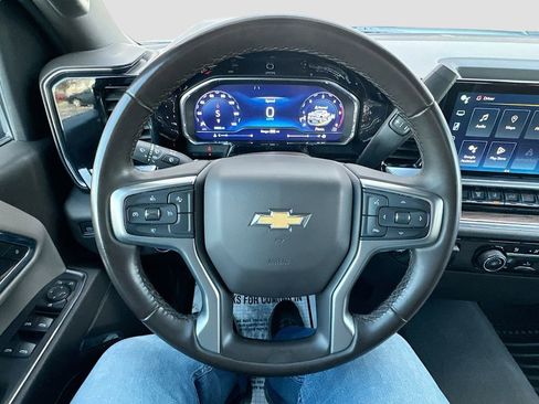 Used 2024 Chevrolet Silverado 3500 LT image 14